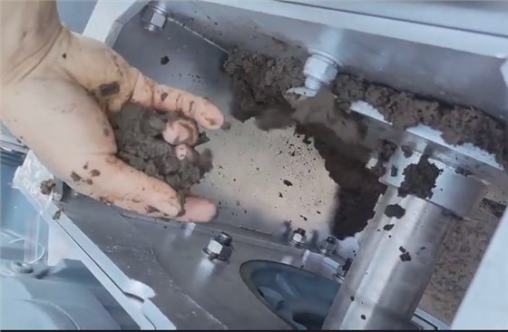 疊螺機出泥狀態