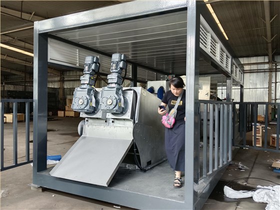 疊螺機濃縮機(1) 疊螺機濃縮機(1)