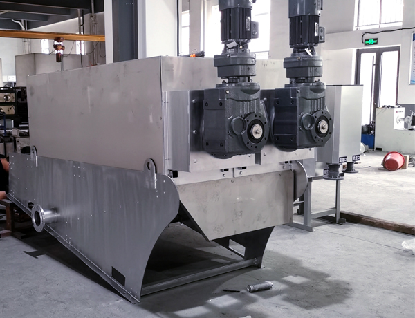 污泥疊螺脫水機 污泥疊螺脫水機